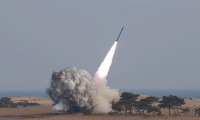 Kuzey Kore yılbaşında havai fişek yerine balistik füze fırlattı