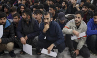 2 bin 391düzensiz göçmen sınır dışı edildi
