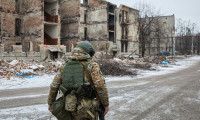 Ukrayna, Soledar'dan çekildiğini doğruladı