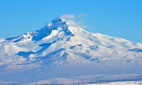 Erciyes'te kar kalınlığı 30 santimetre!