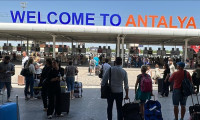 Antalya'ya gelen turist sayısı 14.5 milyonu aştı