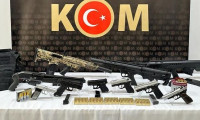 İzmir'de Kafes Operasyonu: 27 gözaltı