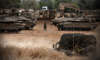 İsrail ordusu Gazze sınırına yığınak yapıyor!