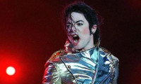 Michael Jackson’ın ceketi rekor fiyata satıldı