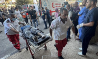 İsrail, hastanenin yoğun bakım servisini vurdu