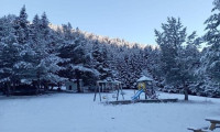 Sivas'ın yüksek kesimlerinde kar etkili oldu