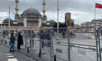 Taksim'e bariyerli önlem