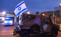 İsrail güçleri Batı Şeria'da 2 hastaneyi kuşattı