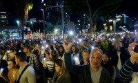 İsrailli esir yakınlarından Tel Aviv'de protesto