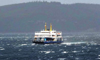 Bazı feribot ve deniz otobüsü seferlerine fırtına engeli