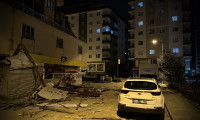 Rize, Ordu ve Samsun'da fırtına: Evlerde ve araçlarda hasar oluştu!