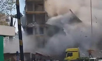 Beşiktaş'ta 11 katlı bina yıkım sırasında çöktü