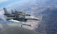 Türk F-16'ları Romanya'da semalarında