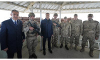 Bakan Yerlikaya, Jandarma Üs Bölgesi'nden güvenlik güçlerinin yeni yılını kutladı