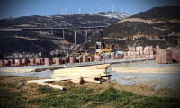 Gaziantep'in 2 ilçesine depremzedeler için 2 odalı ev inşa ediliyor!