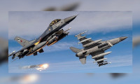Kongre'den Biden'a Ukrayna'ya F-16 verilmesi çağrısı