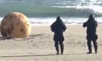Japonya'da sahile vuran gizemli cismin sırrı ortaya çıktı