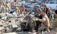 Binlerce kamu çalışanı da deprem kurbanı
