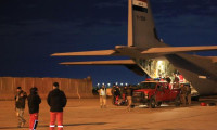 Irak'tan yola çıkan ilk yardım uçağı Türkiye'ye ulaştı