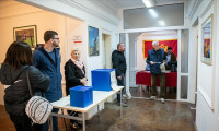Karadağ'da seçmenler 8. cumhurbaşkanlarını belirlemek için sandık başında