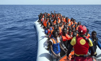 İtalya’da OHAL ilan edildi: Düzensiz göçmen akınında yüzde 300 artış!
