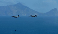 Tayvan: Ada çevresinde Çin'e ait 35 hava aracı ve 8 gemi tespit edildi