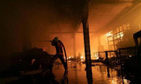 Mobilya fabrikasında yangın: 4 ölü