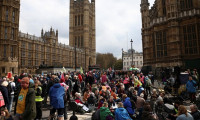 İngiltere'de iklim krizi protestoları ikinci gününde