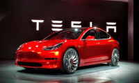 Tesla'da araç satışları beklentileri karşılamadı