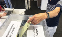 Finlandiya’daki Türk seçmenler yarın oy kullanmaya başlıyor