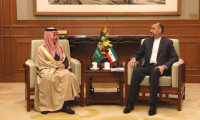 Suudi Arabistan ve İranlı yetkililerden büyükelçiliklerin açılması görüşmesi