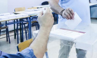 Yunanistan'da genel seçim için sandık başında