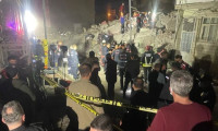 Malatya'da 4 katlı bina çöktü