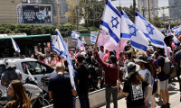İsraililer, ''yargı reformu'' protestolarının 18. haftasında yine meydanlarda