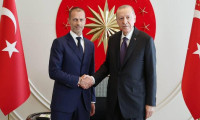Cumhurbaşkanı Erdoğan, UEFA ve FIFA Başkanları ile görüştü