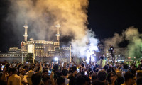 Manchester City taraftarı Taksim’de şampiyonluğu kutladı