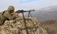 Hakkari'de ikna sonucu PKK'lı 1 terörist teslim oldu