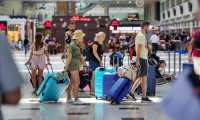 Antalya'ya hava yoluyla gelen turist sayısı 7 milyonu aştı