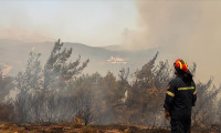 Orman yangınları devam eden Yunanistan'da en büyük tahliye operasyonu