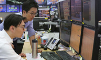 Çin verileri Asya piyasalarını karıştırdı