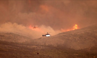 Yunanistan'daki orman yangınları kontrol altına alınamıyor