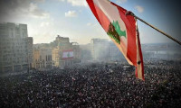 Lübnan'daki ekonomik çöküşün perde arkası!