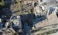 Rusya, Donetsk'te yerleşim yerlerini vurdu: 7 ölü