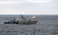 Birleşik Krallık: Rusya Karadeniz'de sivil bir gemiye füzeyle saldırısı düzenledi