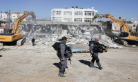 İsrail'den Filistinlilere ''kendi evinizi yıkın'' tebligatı