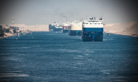 BM raporu: Süveyş Kanalı üzerinde yük taşımacılığını yüzde 45 azaldı!