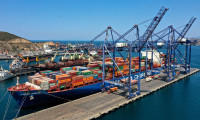 Çin limanlarında taşınan kargo ve konteyner hacmi 2023'te arttı