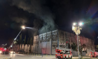 Antalya'da tersanede büyük yangın: 13 itfaiye müdahale ediyor