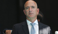 Bezos 2 milyar dolarlık daha Amazon hissesi sattı