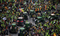 İspanyol çiftçiler, Madrid'de büyük eylem gerçekleştirdi!